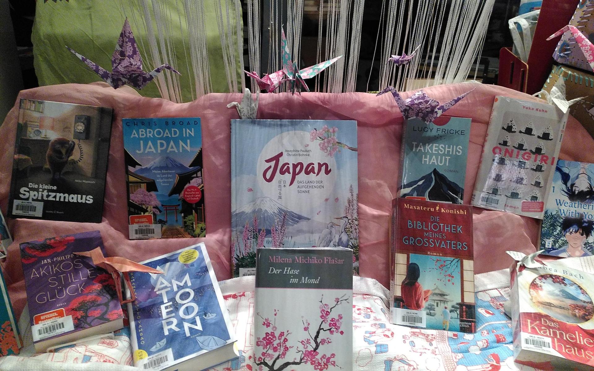 Märzauslage "Japan"